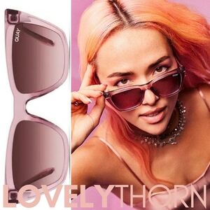 QUAY // ltd ed modern cateyes crystal berry frames berry gradient lenses